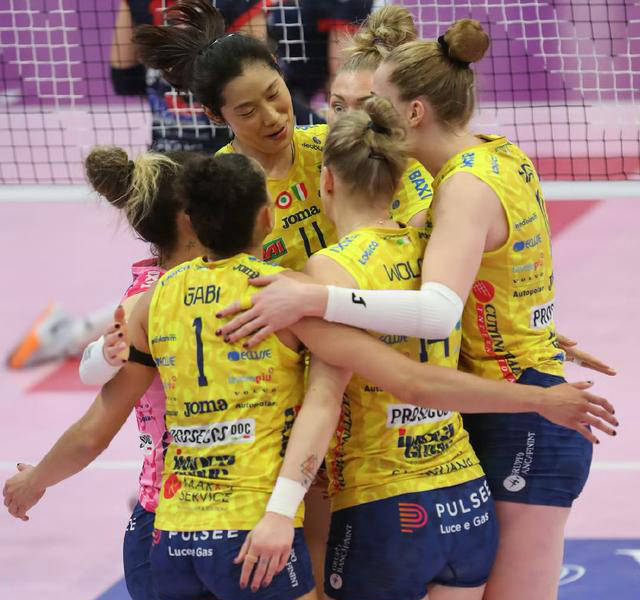 米6体育官方网站-科尔切斯特联主场踌躇制胜，一时表现不俗升至中游的简单介绍