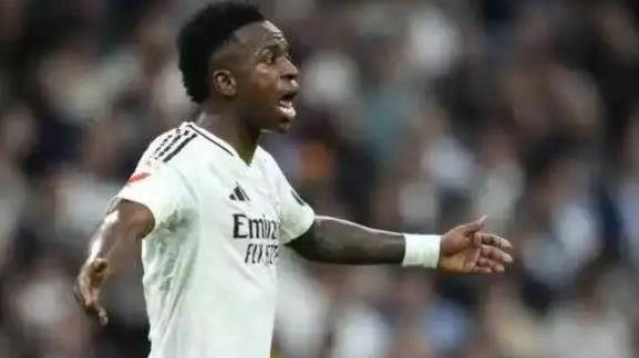 米乐体育网站-包含阿森纳豪取胜利，表现亮眼的词条