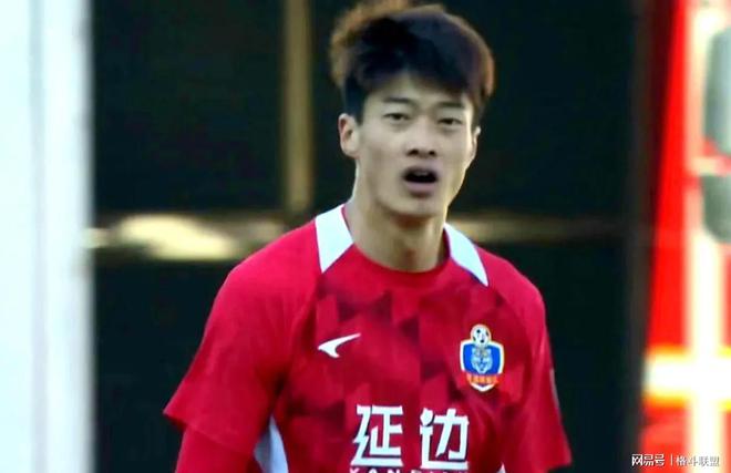 米乐m6官网-关于里尔继续领跑，取得关键胜利保持优势的信息