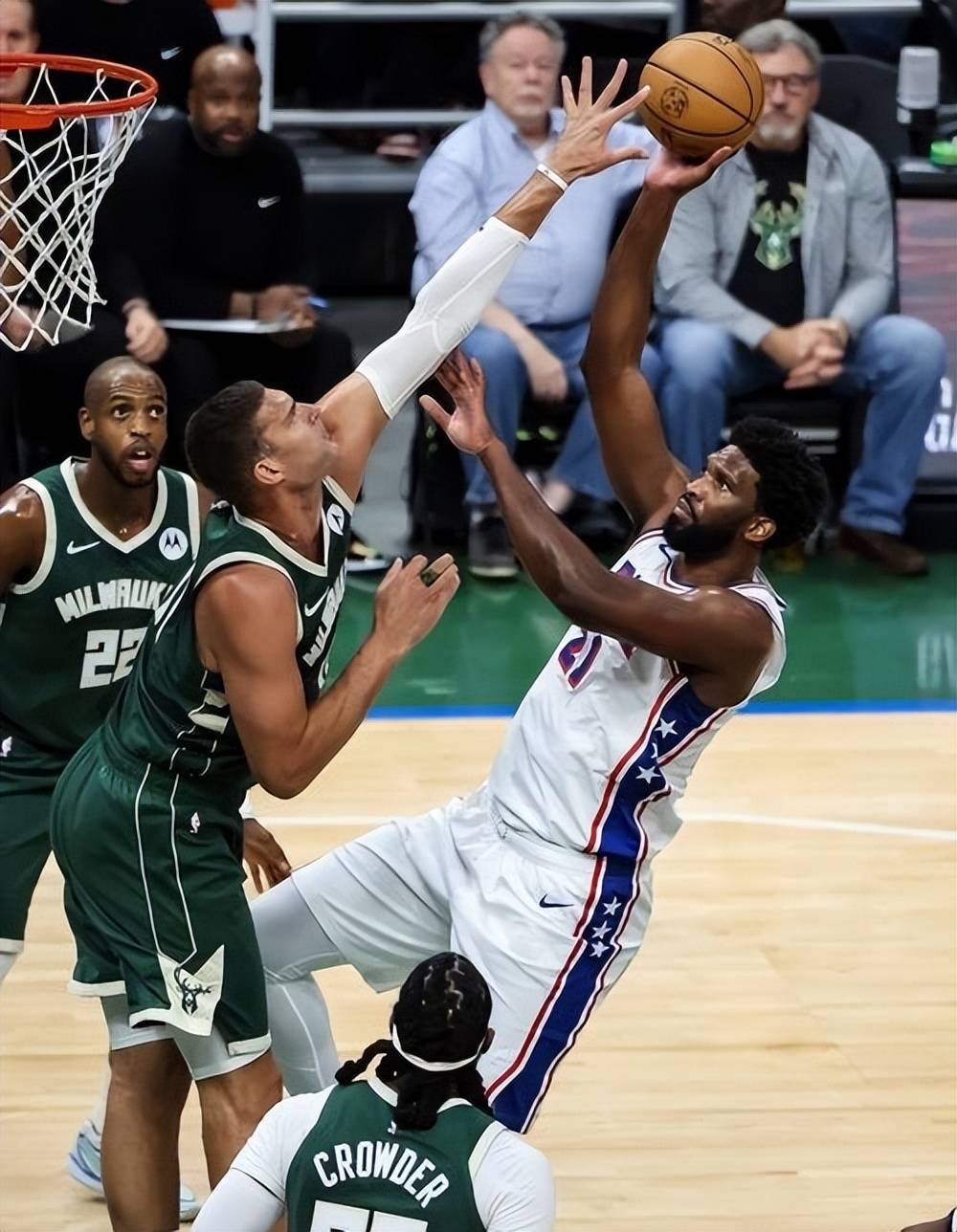 包含超级巨星连续进球,带领球队走向胜利的词条 包含超级巨星连续进球,带领球队走向胜利的词条