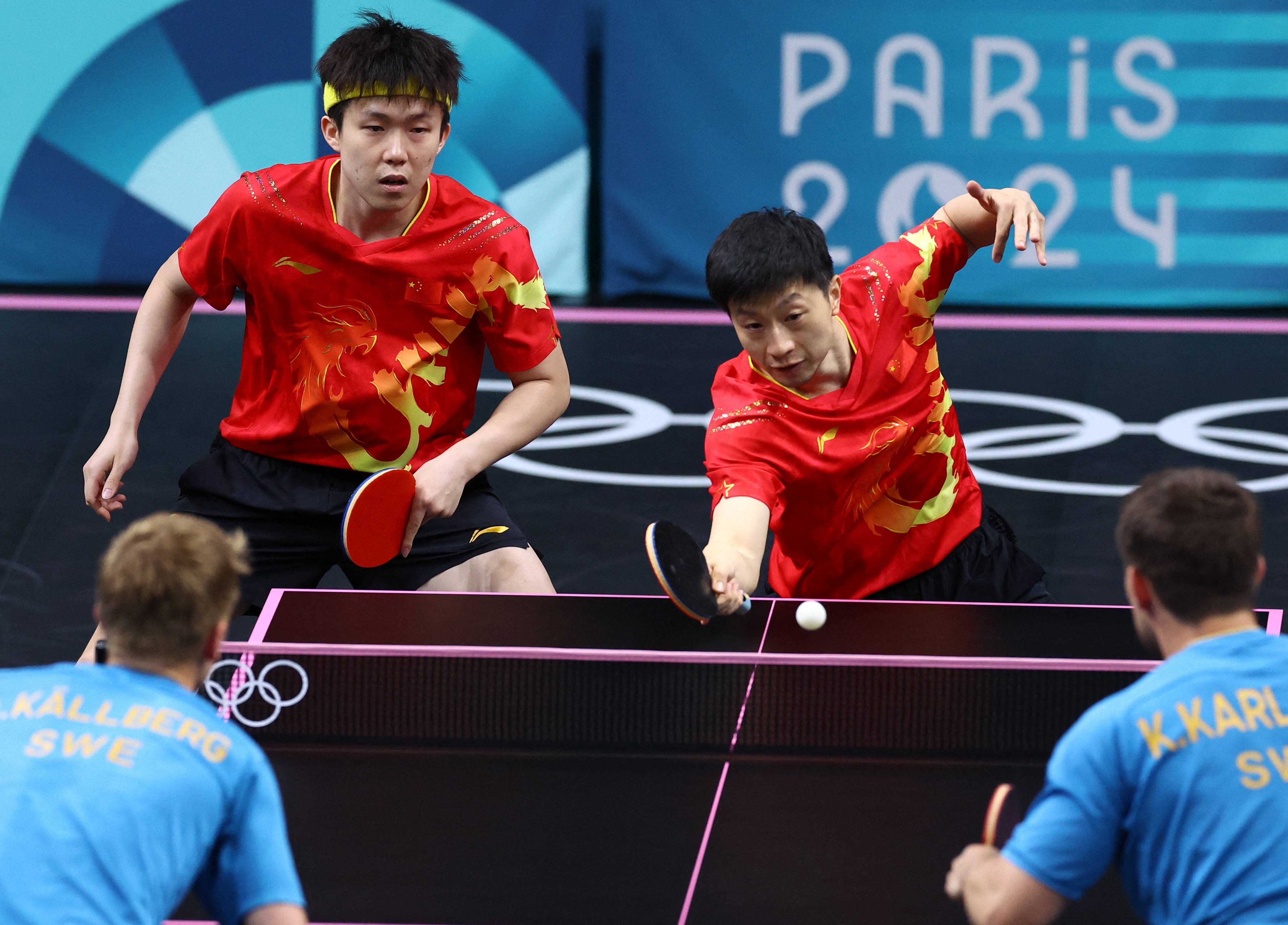 米乐m6官网-关于法国队与瑞典队展开激烈较量，争夺欧洲杯资格的信息